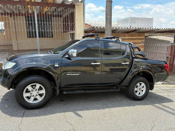 MITSUBISHI L200 2.5 GL 4X4 CD 8V TURBO DIESEL 4P MANUAL MITSUBISHI L200 2.5 GL 4X4 CD 8V TURBO DIESEL 4P MANUAL